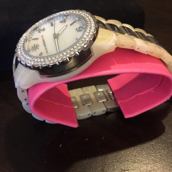 Isaac Mizrahi Watch - Picture 7 of 8